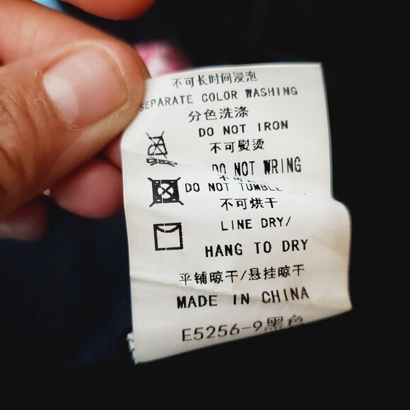 Vfshow Black Pencil Dress  Elegant Bell Sleeve Cocktail Size Medium NWT - Picture 9 of 9